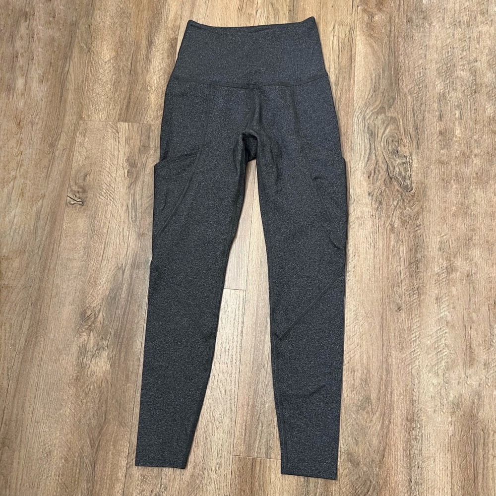 Beyond Yoga Charcoal Heather Grey High Waisted Midi Leggings with Pockets Size S
